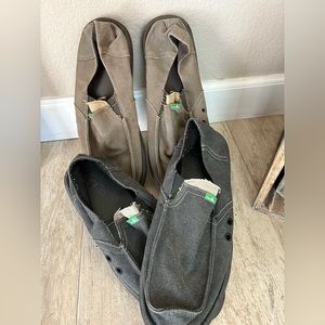 Men Sanuk slip on
